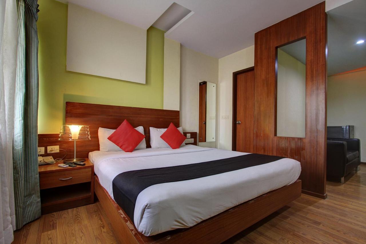 Capital O 80566 Hotel Mayank Bilāspur 외부 사진